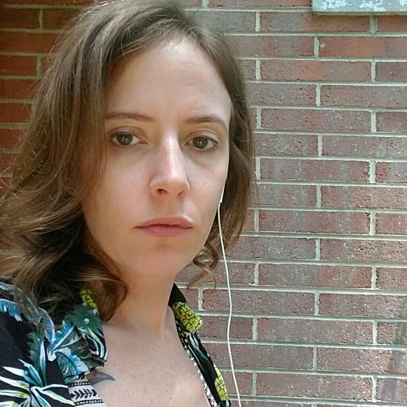 Meet your Posher, Bess - Picture 1 of 1